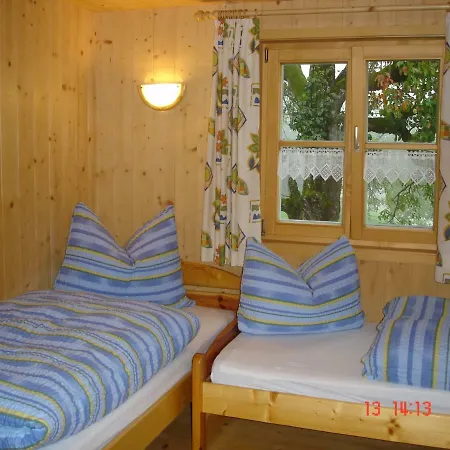 Semesterbostad Haus Suecka